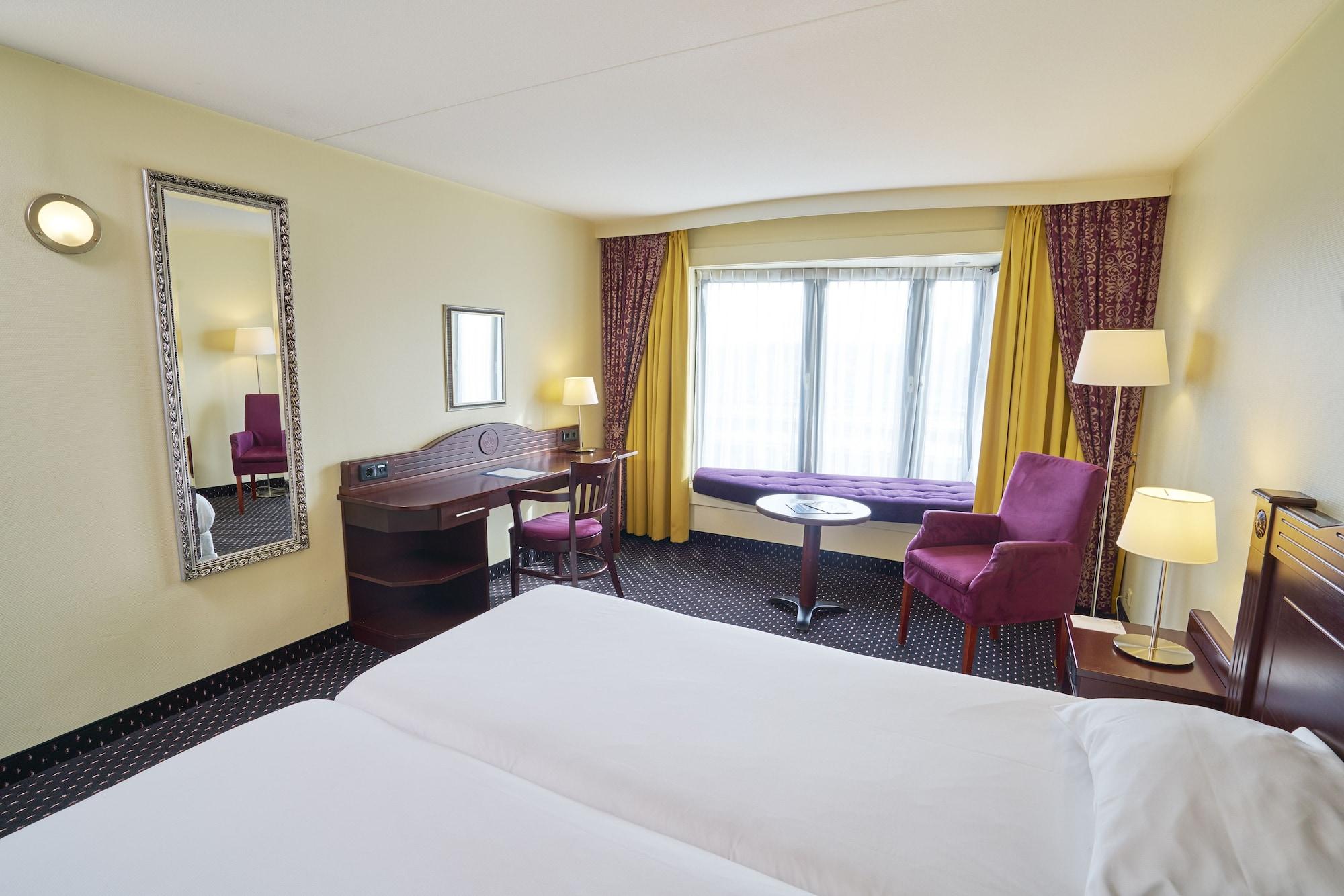 Amrath Grand Hotel De L'Empereur Maastricht Bagian luar foto