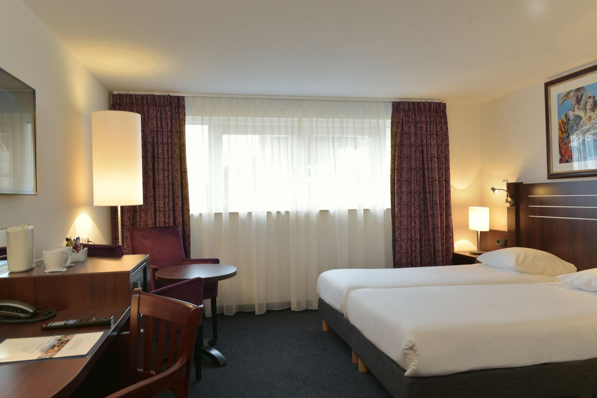 Amrath Grand Hotel De L'Empereur Maastricht Bagian luar foto