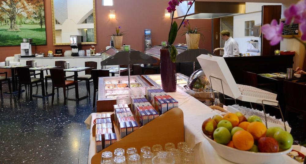 Amrath Grand Hotel De L'Empereur Maastricht Bagian luar foto