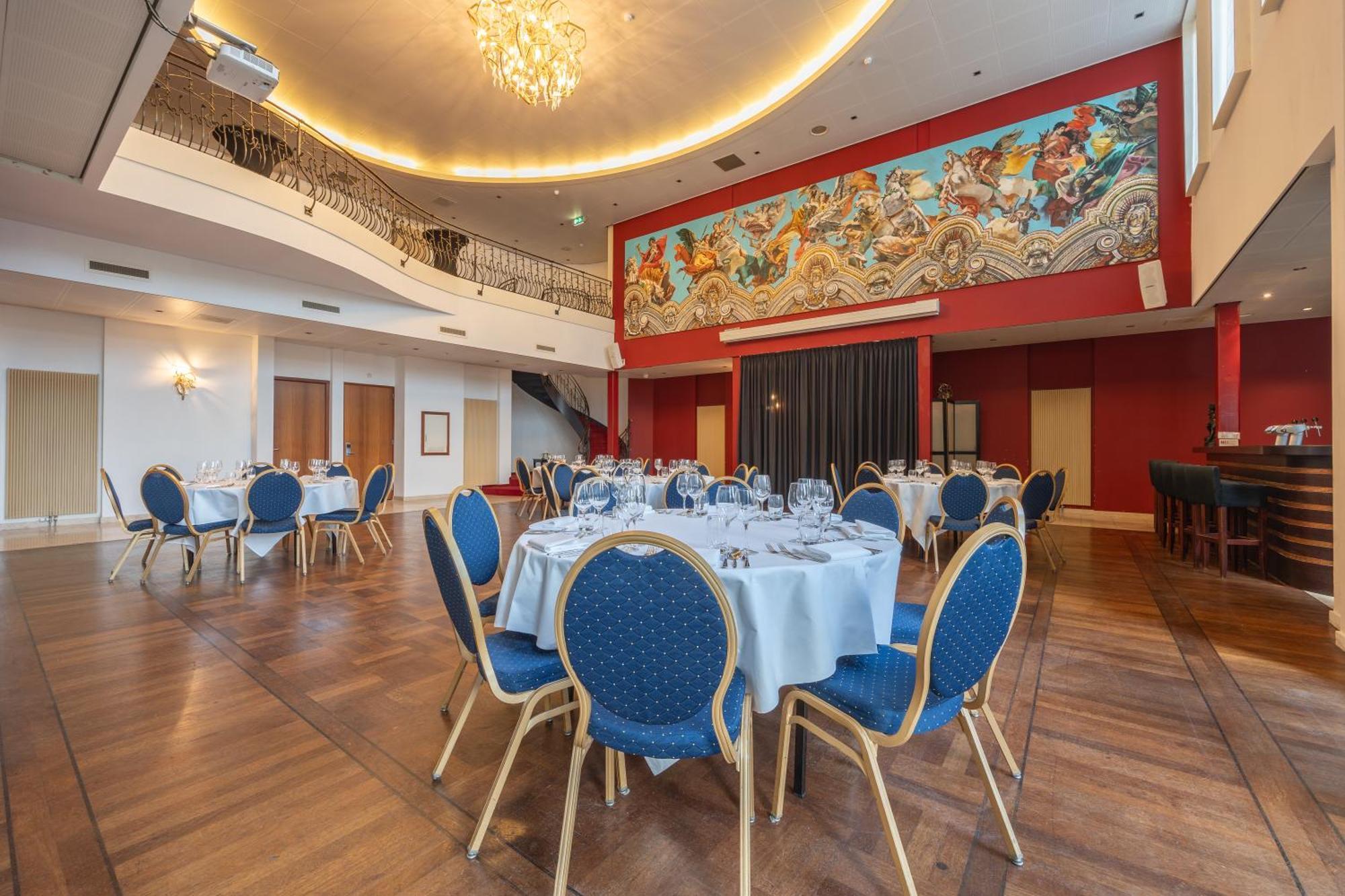 Amrath Grand Hotel De L'Empereur Maastricht Bagian luar foto