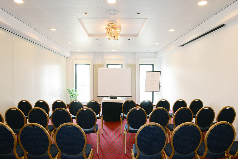 Amrath Grand Hotel De L'Empereur Maastricht Bagian luar foto